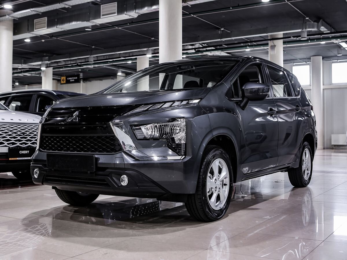 Купить Xpander с пробегом