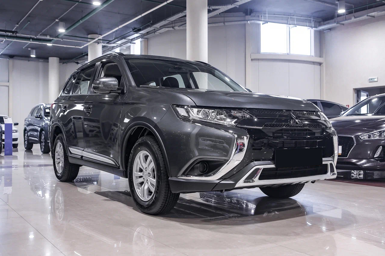 Купить Outlander с пробегом