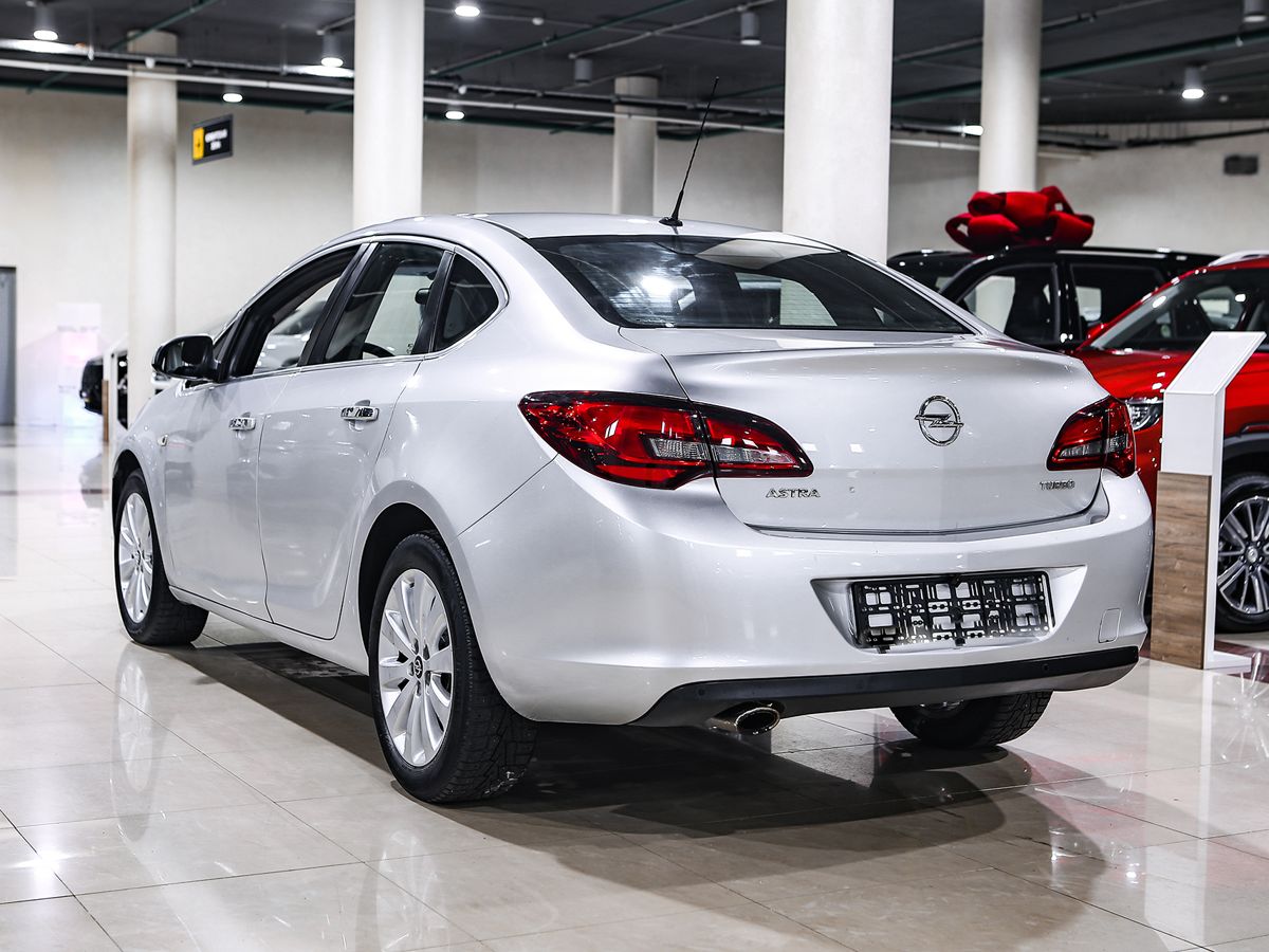 Купить Astra с пробегом